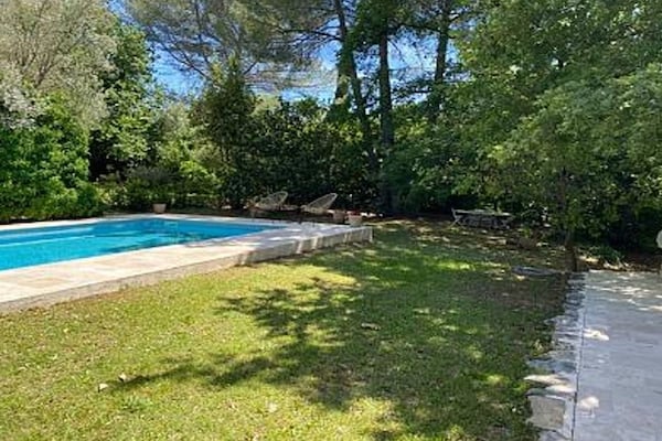 Foto van Familiehuis in Provence met Zwembad en Tuin - Vakantiehuis in Draguignan - PoolOfHouse
