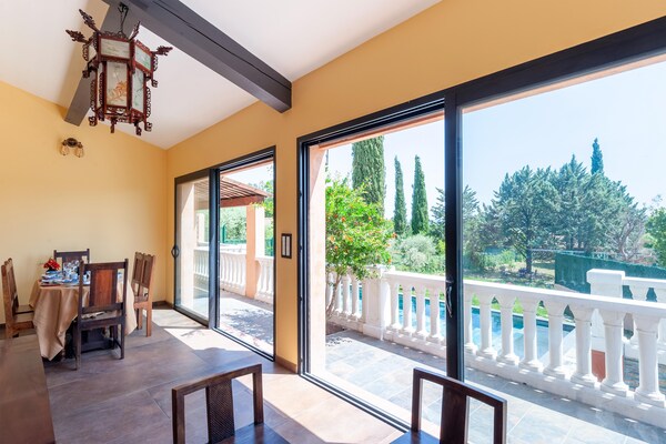 Foto van Villa in Callian met verwarmd zwembad en golf - Vakantiehuis in CALLIAN - DiningRoom