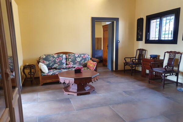 Foto van Villa in Callian met verwarmd zwembad en golf - Vakantiehuis in CALLIAN - LivingRoom