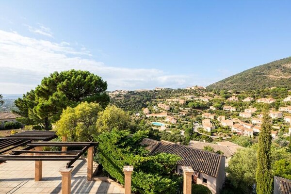 Foto van Appartement met zeezicht in Les Issambres - Vakantiehuis in Les Issambres - 