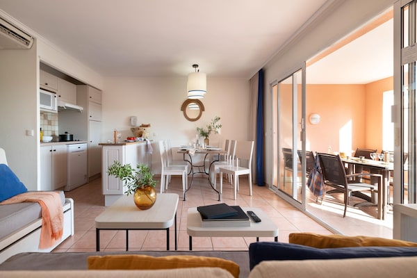 Foto van Sfeervol gezinsuitje aan de kust - Vakantiehuis in Les Issambres - LivingRoom