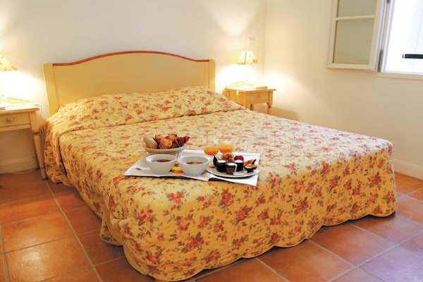 Foto van Privé villa in Fayence met zwembad voor 8 - Vakantiehuis in Fayence - BedRoom