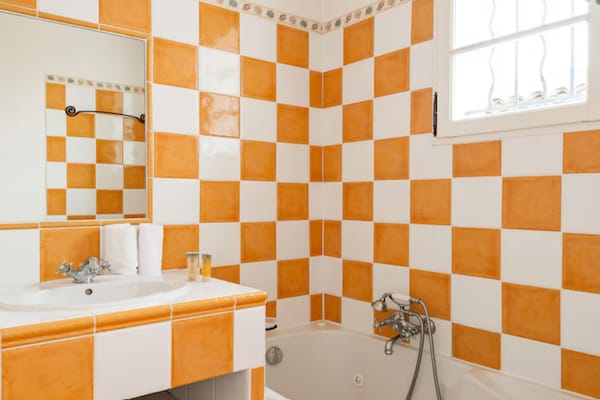 Foto van Privé villa in Fayence met zwembad voor 8 - Vakantiehuis in Fayence - BathRoom