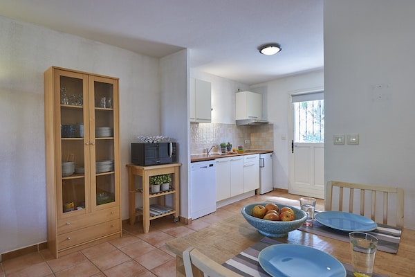 Foto van Villa in Provence met privézwembad & tennis - Vakantiehuis in Nans-Les-Pins - Kitchen