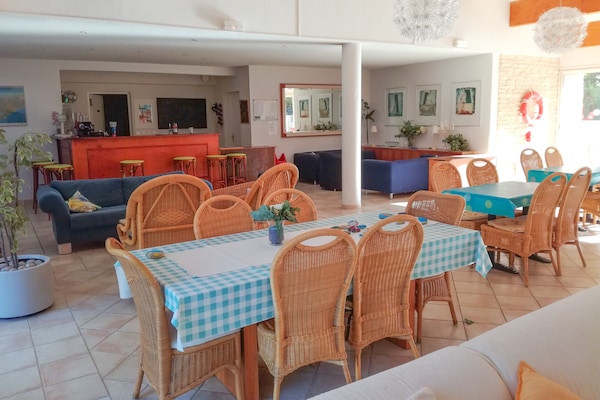 Foto van Villa in Provence met privézwembad & tennis - Vakantiehuis in Nans-Les-Pins - ParkFacilities