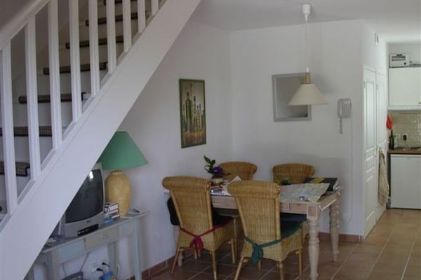 Foto van Villa in Provence met privézwembad & tennis - Vakantiehuis in Nans-Les-Pins - DiningRoom