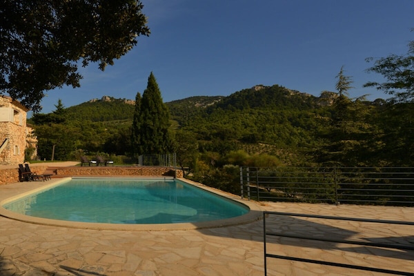 Foto van Pure Provençaalse sfeer met een groot zwembad. - Vakantiehuis in Gigondas - Untagged
