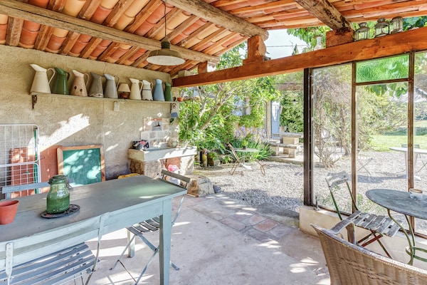 Foto van Huisje in Oppède te midden van wijngaarden - Vakantiehuis in Oppède - TerraceBalcony
