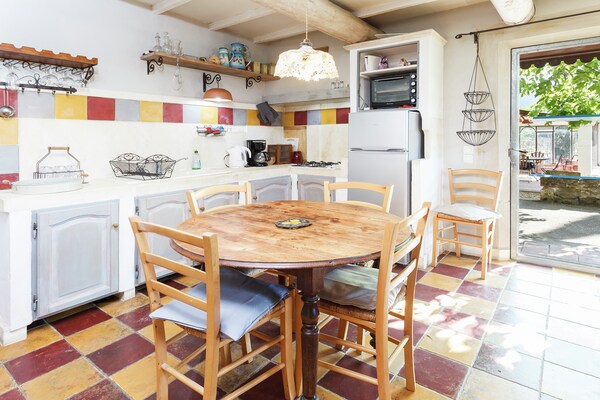 Foto van Cottage in Oppède met Zwembadplezier - Vakantiehuis in Oppède - Kitchen