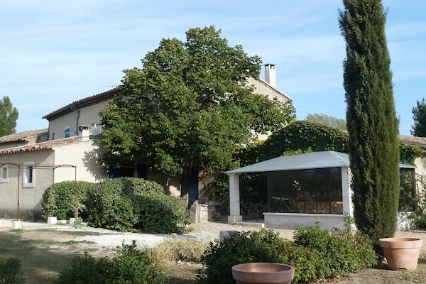Foto van Cottage in Oppède met Zwembadplezier - Vakantiehuis in Oppède - ExteriorSummer