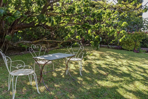 Foto van Cottage in Oppède met Zwembadplezier - Vakantiehuis in Oppède - GardenSummer