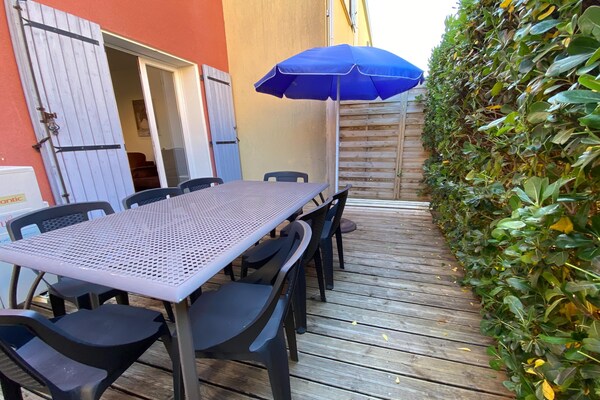 Foto van Provençaalse familievakantie voor zes personen - Vakantiehuis in L'Isle-sur-la-Sorgue - TerraceBalcony