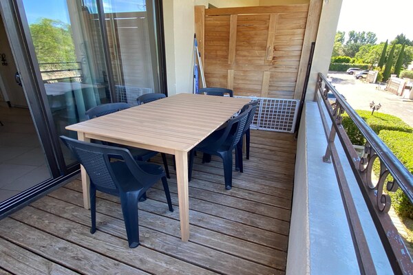 Foto van Provençaalse familievakantie voor zes personen - Vakantiehuis in L'Isle-sur-la-Sorgue - TerraceBalcony