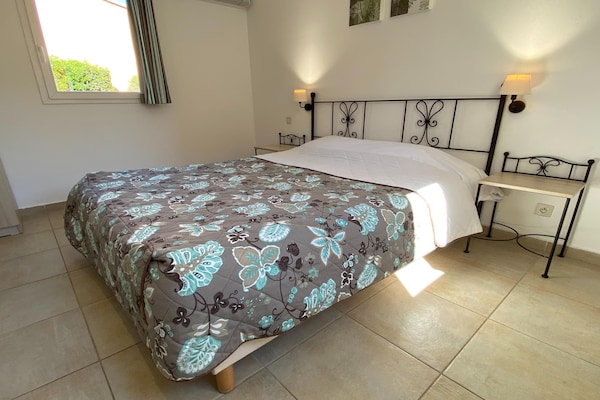 Foto van Provençaalse familievakantie voor zes personen - Vakantiehuis in L'Isle-sur-la-Sorgue - BedRoom