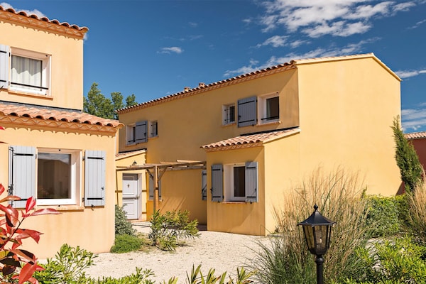 Foto van Provençaalse Studio voor 4 personen in Sorgue - Vakantiehuis in L'Isle-sur-la-Sorgue - ExteriorSummer