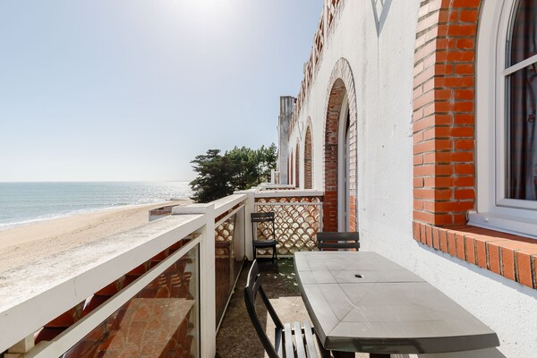 Foto van Van de nabijheid van lokale bistro's en de pier. - Vakantiehuis in La Tranche-sur-Mer - TerraceBalcony