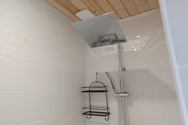 Foto van Chalet in St. Maurice bij Ballon d'Alsace - Vakantiehuis in Saint-Maurice-sur-Moselle - BathRoom
