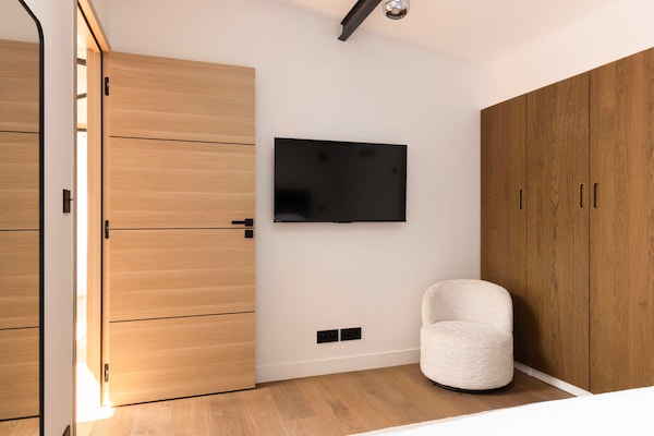 Foto van Premium duplex airconditioning 4BR/8P - Levallois-Perret - Untagged
