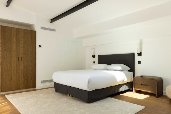 Foto van Premium duplex airconditioning 4BR/8P - Levallois-Perret - Untagged