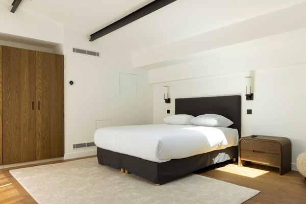 Foto van Premium duplex airconditioning 4BR/8P - Levallois-Perret - Untagged