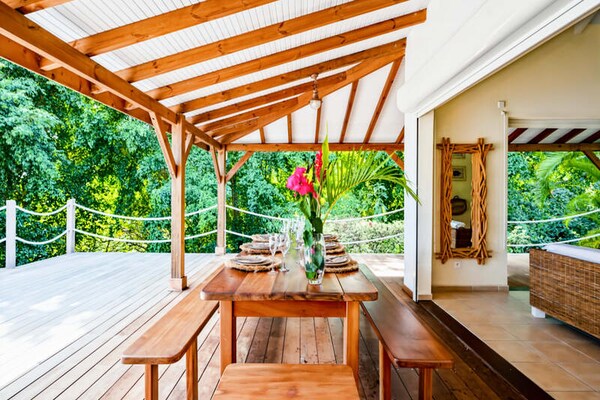 Foto van Villa in Capesterre met Zwembad & Uitzicht - Vakantiehuis in Capesterre-de-Marie-Galante - Untagged