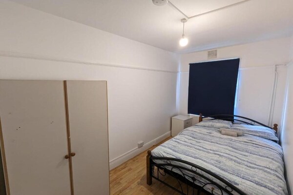 Foto van Rahal Hackney | Double Room Shared washroom - Vakantiehuis in London - BedRoom