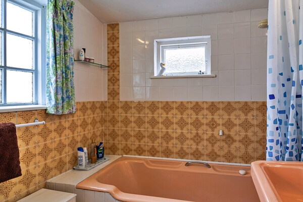 Foto van Cottage in Sennen Cove met Zeezicht - Vakantiehuis in Sennen - BathRoom