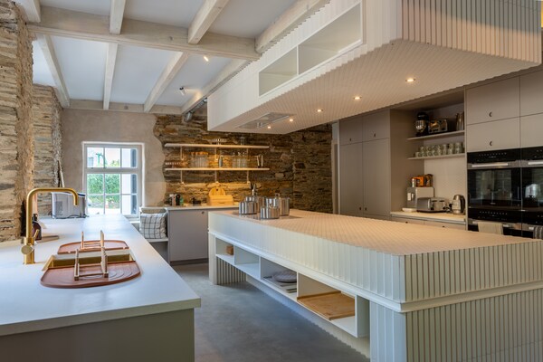 Foto van Gerestaureerd huis in Padstow met hottub - Vakantiehuis in St Issey - Kitchen