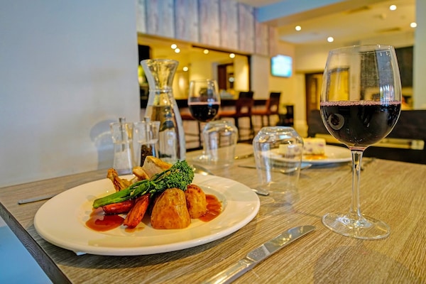 Foto van Exeter Rougemont voor zondag - Privilege King Room - HotelFacilitiesAndServices