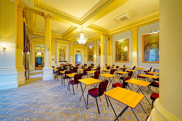 Foto van Exeter Rougemont voor zondag - Privilege King Room - HotelFacilitiesAndServices