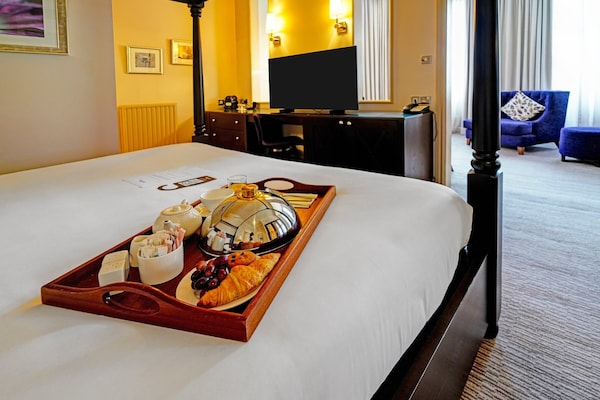 Foto van Exeter Rougemont voor zondag - Privilege King Room - FloorPlan