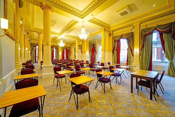 Foto van Exeter Rougemont voor zondag - Privilege King Room - HotelFacilitiesAndServices