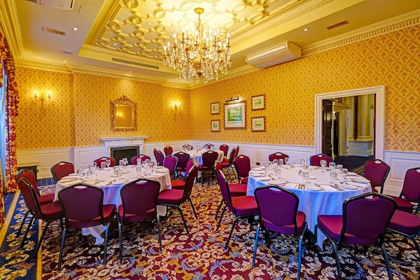 Foto van Exeter Rougemont voor zondag - Privilege King Room - HotelFacilitiesAndServices