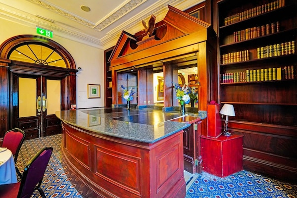 Foto van Exeter Rougemont voor zondag - Privilege King Room - HallReception
