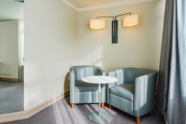 Foto van Holland House Hotel Privilege Room - Vakantiehuis in Cardiff - BedRoom