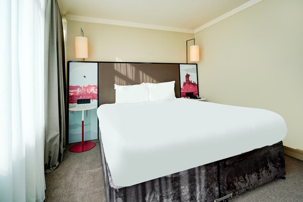 Foto van Holland House Hotel Privilege Room - Vakantiehuis in Cardiff - BedRoom