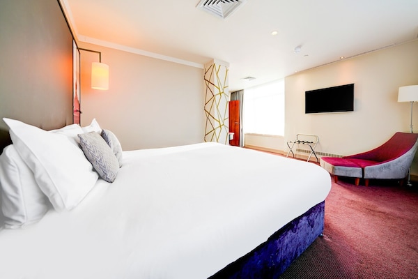 Foto van Holland House Hotel Privilege Room - Vakantiehuis in Cardiff - BedRoom
