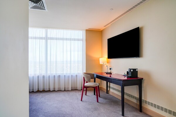 Foto van Holland House Hotel Privilege Room - Vakantiehuis in Cardiff - BedRoom