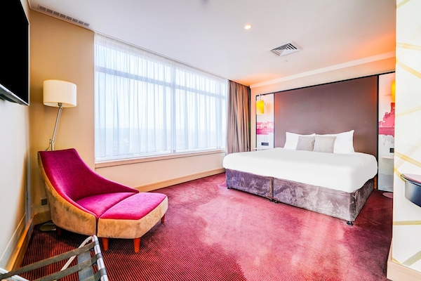 Foto van Holland House Hotel Privilege Room - Vakantiehuis in Cardiff - BedRoom