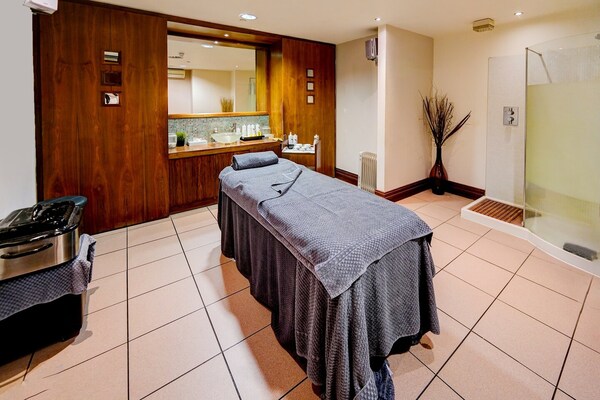 Foto van Holland House Hotel Privilege Room - Vakantiehuis in Cardiff - Spa