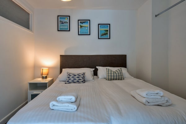 Foto van 19e-eeuws huisje vlakbij de haven van Brixham - Vakantiehuis in Brixham - BedRoom