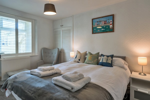 Foto van 19e-eeuws huisje vlakbij de haven van Brixham - Vakantiehuis in Brixham - BedRoom