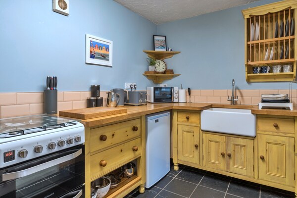 Foto van 19e-eeuws huisje vlakbij de haven van Brixham - Vakantiehuis in Brixham - Kitchen
