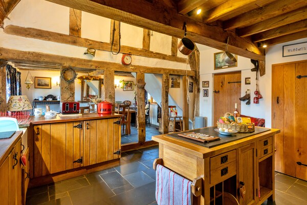 Foto van Premium Country Lodge met bubbelbad - Vakantiehuis in St Asaph - Kitchen