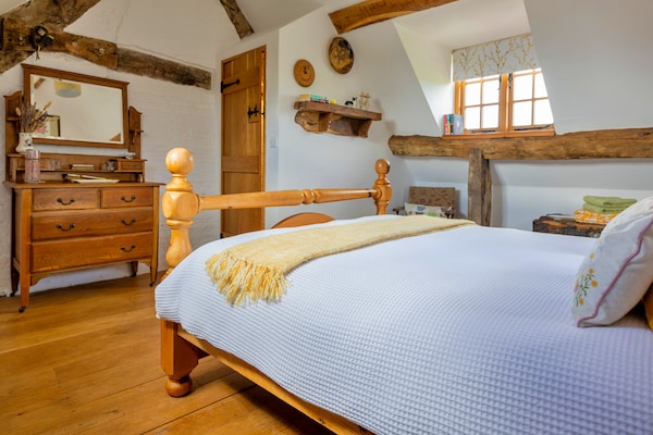 Foto van Premium Country Lodge met bubbelbad - Vakantiehuis in St Asaph - BedRoom