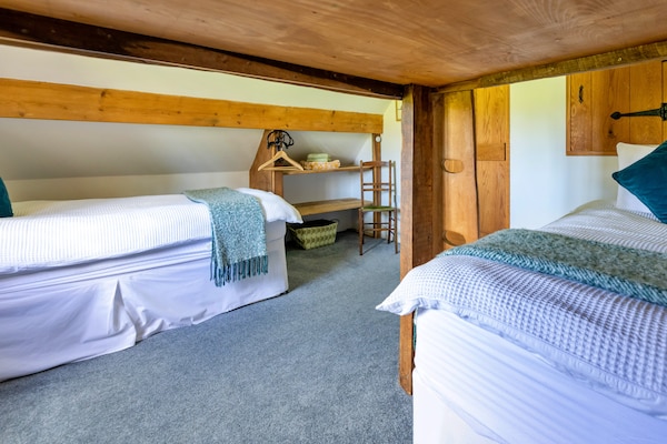 Foto van Premium Country Lodge met bubbelbad - Vakantiehuis in St Asaph - BedRoom