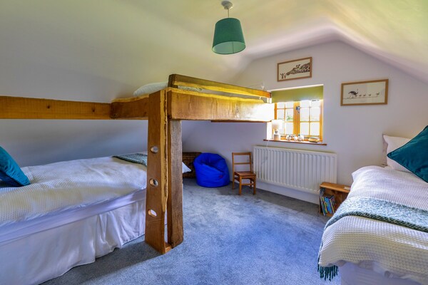 Foto van Premium Country Lodge met bubbelbad - Vakantiehuis in St Asaph - BedRoom