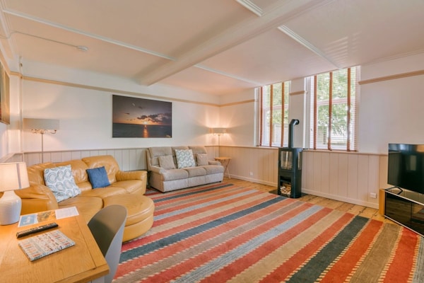 Foto van Premium Meadow Lodge in Errol - Vakantiehuis in Chulmleigh - LivingRoom