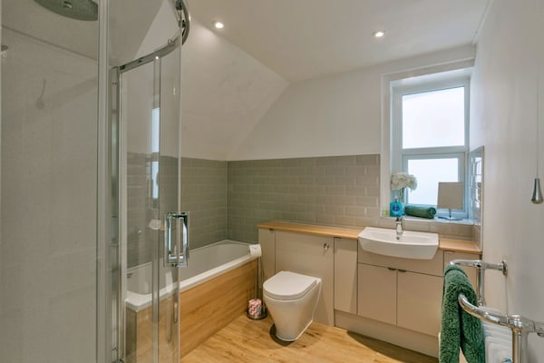 Foto van Premium Meadow Lodge in Errol - Vakantiehuis in Chulmleigh - BathRoom