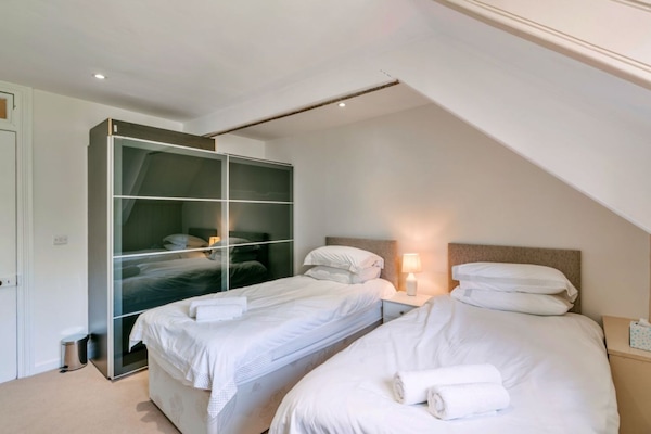 Foto van Premium Meadow Lodge in Errol - Vakantiehuis in Chulmleigh - BedRoom